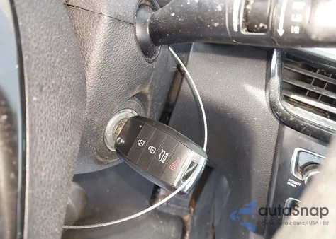 2019 Kia Optima Lx z USA, uszkodzony, nr VIN 5XXGT4L38KG351355